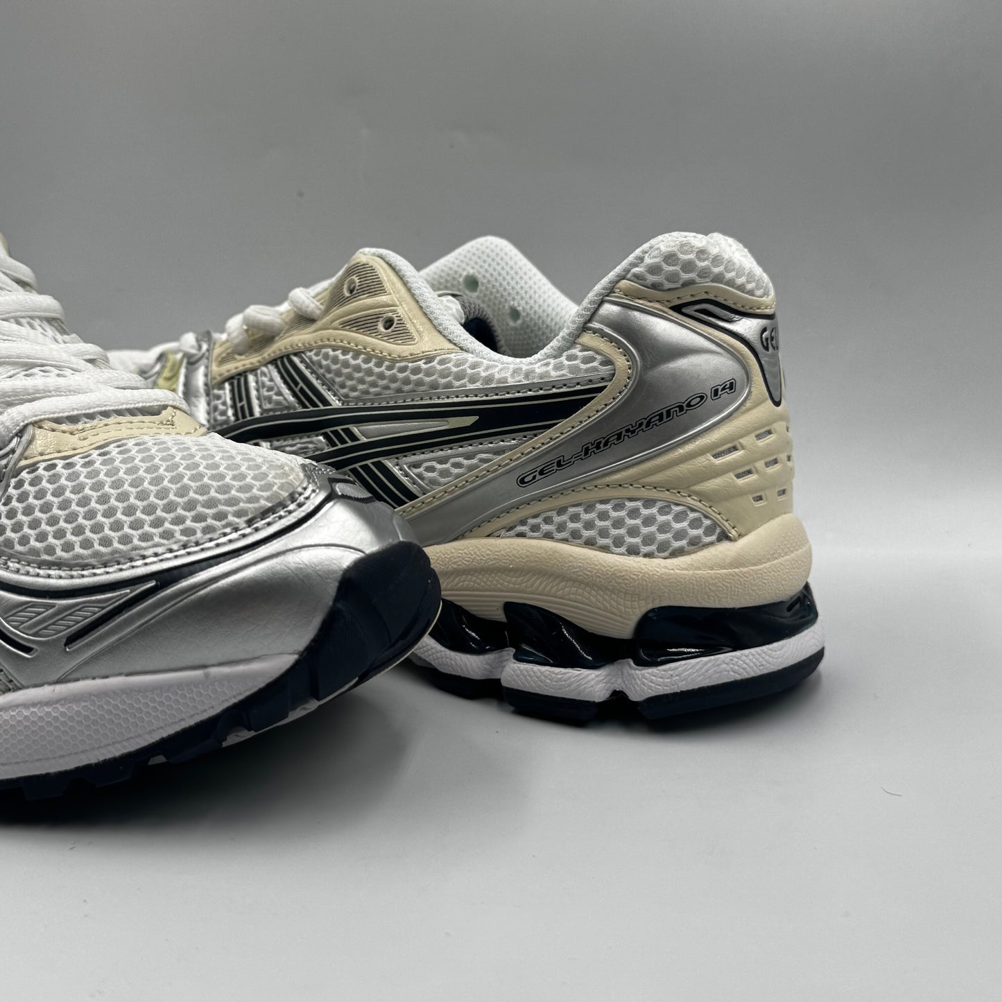 ASICS GEL KAYANO 14 WHITE MIDNIGHT