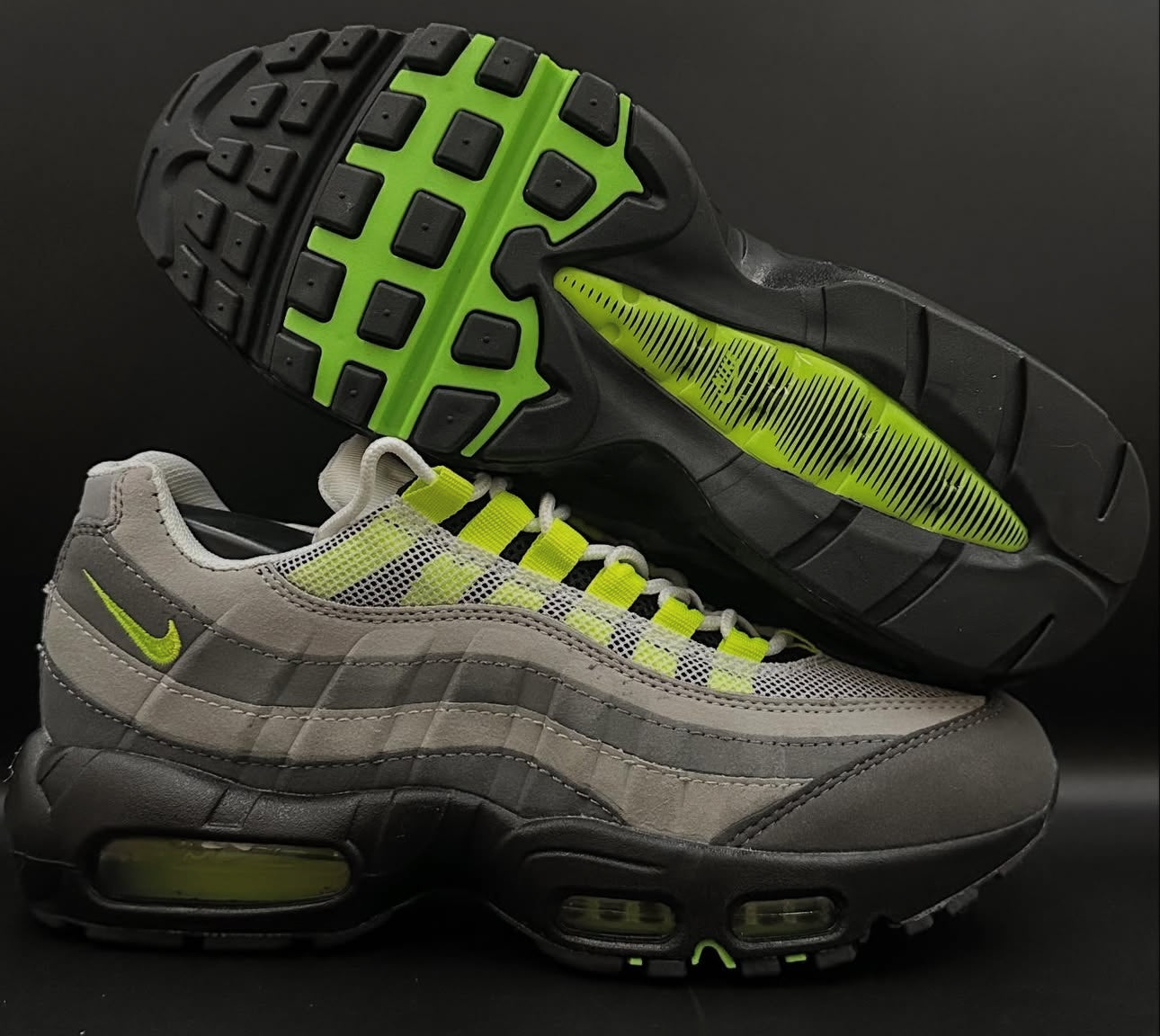 AIR MAX 95 NEON